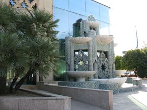 640px-Pabellon_Marruecos_expo92_20120228